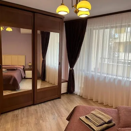 Stylish Center In Quiet Location * Varna